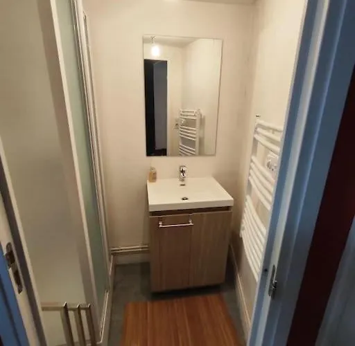 Jolie Petite Maison De Bourg Apartment