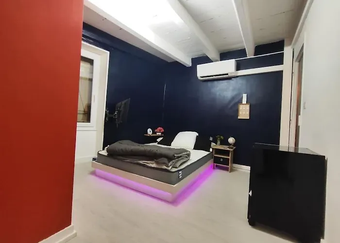 Jolie Petite Maison De Bourg