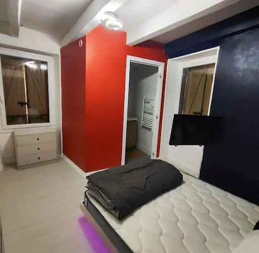 Apartment Jolie Petite Maison De Bourg Sayat