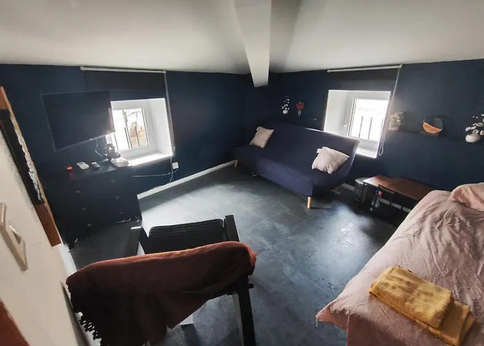 Jolie Petite Maison De Bourg Apartment