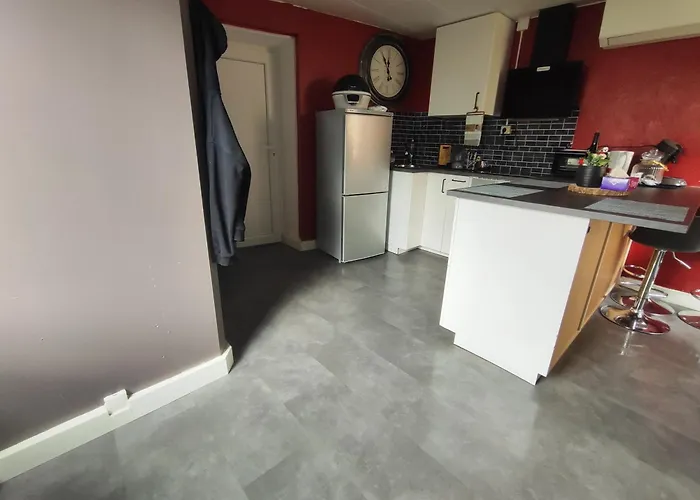 Jolie Petite Maison De Bourg