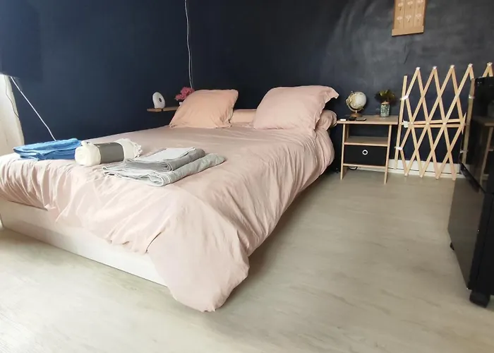 Jolie Petite Maison De Bourg * Sayat